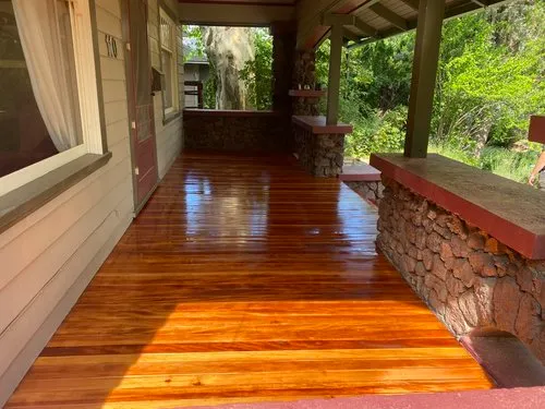 Stain Color: Cedar